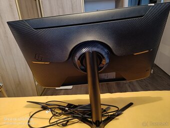 27" Samsung Odyssey G51C - 3