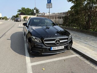 Mercedes E trieda Coupé 400 4matic A/T - 3
