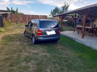 Volkswagen Touran 1.9TDi + ťažné - 3