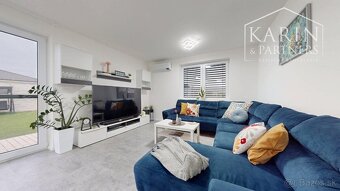 REZERVOVANÉ - 4i SMART bungalov s bazénom v Kvetoslavove - 3