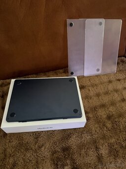 Apple MacBook Air M3 13” 256GB SSD - 3