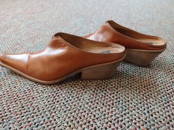 Kožené vsuvky č. 37 - 3