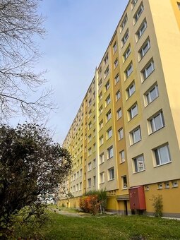 Lukratívny 3,5i byt -balkón a lodžia v centre Brezna -82 m2 - 3