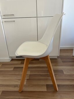 Jedalenske stolicky - 3