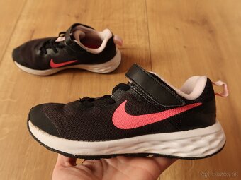 Dievčenské tenisky NIKE č. 31 (19,6 - 20,2 cm) - 3