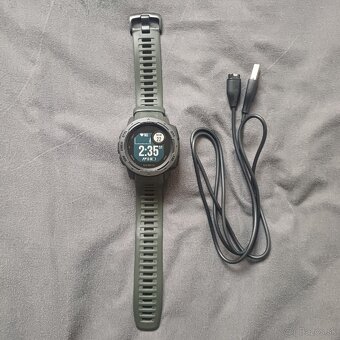 Garmin Instinct 1 - výborný stav

funkčné - 3