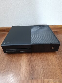 Xbox One 500GB + Kinect + 1 ovládač + BONUS FIFA 19 ZADARMO - 3