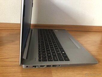 ✅Pracovný notebook HP 250 G7 - 3