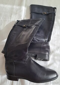 Tmavomodré kožené čižmy Baťa č. 42 - 3