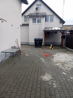 Predam dva objekty slúžiace na ubytovanie - 3