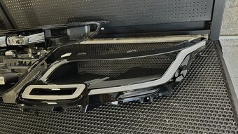 Oprava denneho svietenia Range Rover Velar - 3