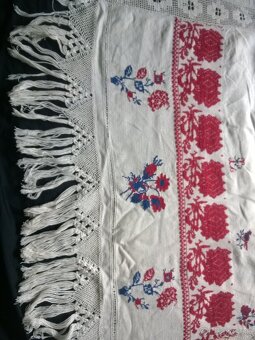 Veľký starý svadobný obrus - 100 ročný 150x220 cm - 3