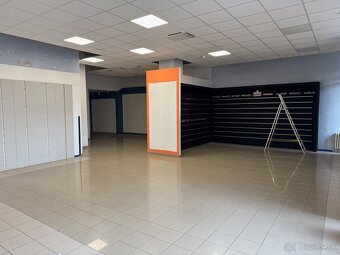 Obchodné priestory v centre Popradu na prenájom - 3