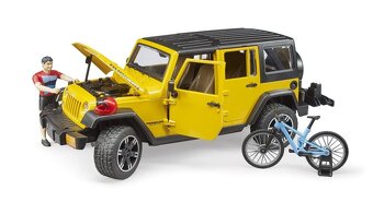 Bruder Jeep Wrangler Rubicon s cyklistom - 3