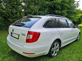 Predám Škoda Superb kombi 1,6 TDi 77 kW, r. v. 2011 - 3