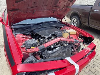 Dodge Challenger 3.6 2016 novy model - 3