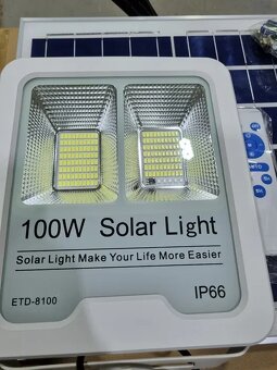 VÖGLER GmBh 100W neutrálna solárna lampa, súmrakový senzor - 3