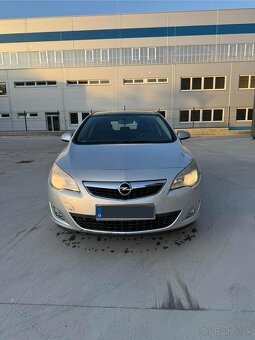 Opel Astra J 1.4 Benzín LPG 74KW - 3
