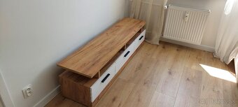 TV skrinka - 3