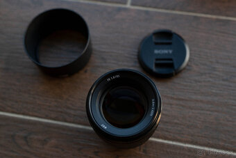 Sony FE 85mm F1.8 - 3