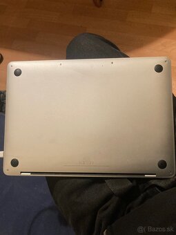 MacBook Pro 13 2017 rok - 3