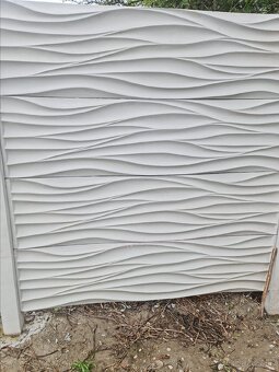 Podhrabová doska, Betónový plot - VÝCHOD POZOR - 3