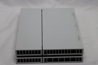 PS4 Fat biela 500GB CUH-1216A + DualShock 4 - 3