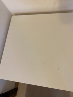 Malý stolík IKEA - 3