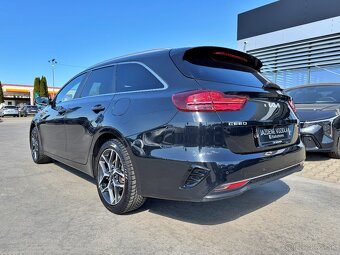 Kia CEED SW 1,5 T-GDi MT6 GOLD PLUS - 3