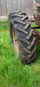 Kolesa Zetor 25 14,9/13-24 - 3