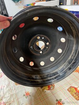 Predám plechové disky r15, 4x100 po renovácií 4ks - 3