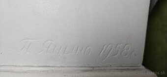 busta Lenin r.1958 - 3