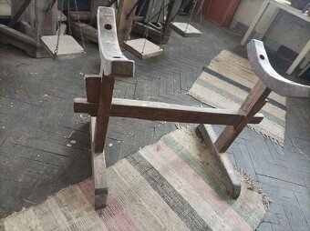 Stojan na koryto - 3