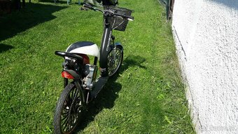 CROSCO KOLOBEZKA - 3