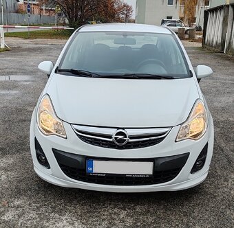 Predám vymenim opel corsa D 1.2 16v 2012 facelift - 3