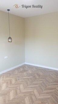 NOVOREKONŠTRUOVANÝ 2 izbový tehlový byt - 3
