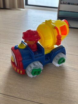 DETSKÝ VLÁČIK - 3