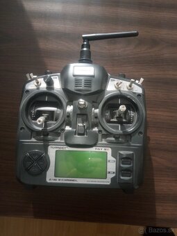 RC vysielac turnigy - 3