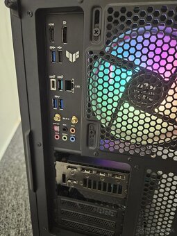 Vykonny herny/pracovny pocitac i9-13900K / 64GB RAM / RTX - 3