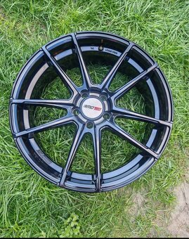 Predam Motec 5x112 8,5j ET45 - 3