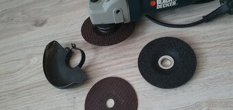 Bruska Black&Decker CD115, 710w - 3