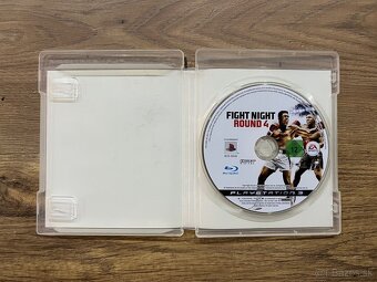 Fight Night Round 4 na PS3 - 3