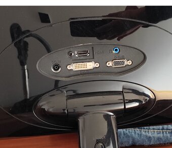 LG FLATRON - 3