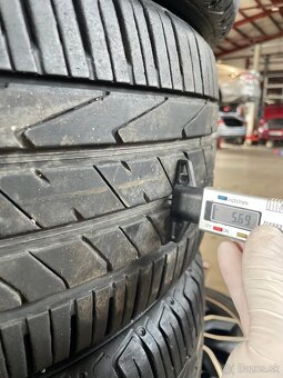 245/45 R19 98W hankook - 3