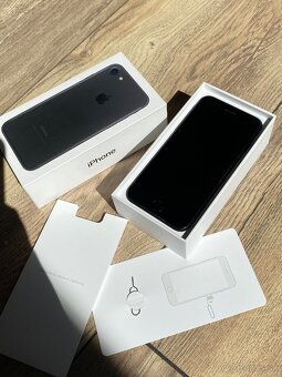 iPhone 7 - 3