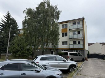 Svetlý byt s balkónom v širšom centre. Moyzesova ul. - 3