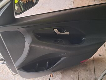 Hyundai i30 dvere - 3