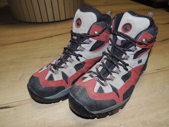 Asics Gel Fuji Trabuco 7, La Sportiva a Mammut MTR 71 - 3