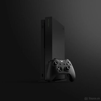 Xbox One X Scorpio Edition 1TB - 3