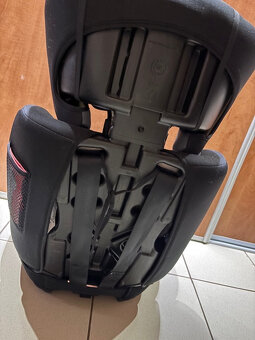 Autosedačka plus sedák - 3